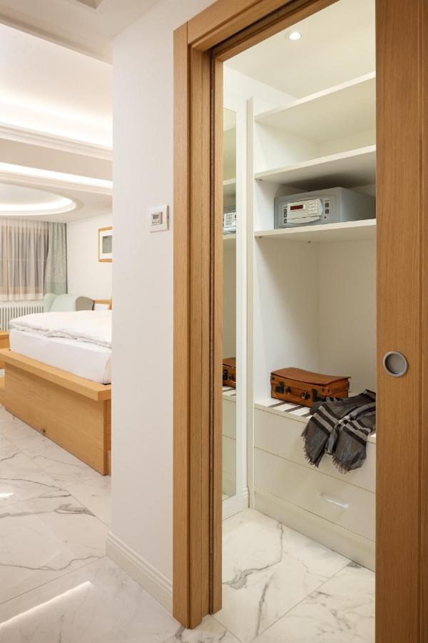 Hotel Pareda كنازاي المظهر الخارجي الصورة