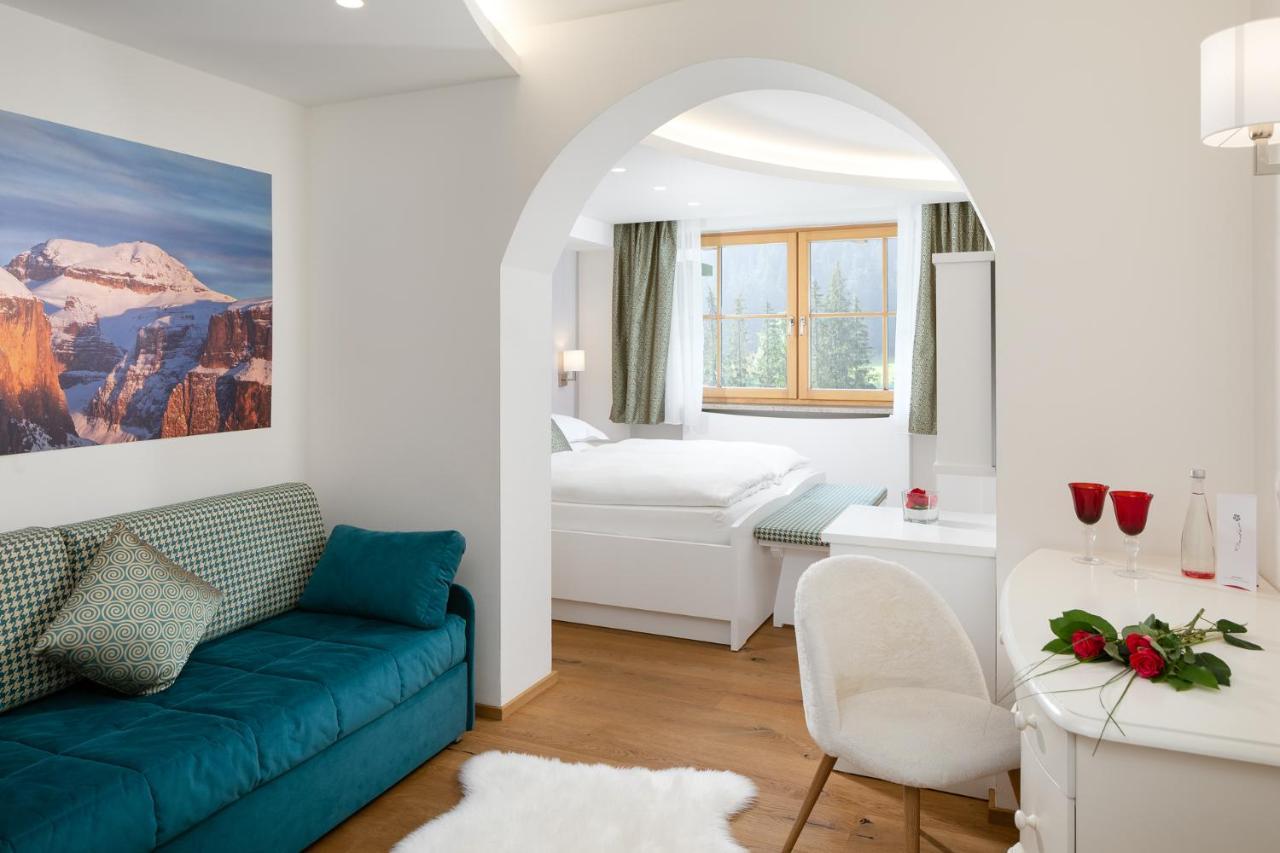 Hotel Pareda كنازاي المظهر الخارجي الصورة