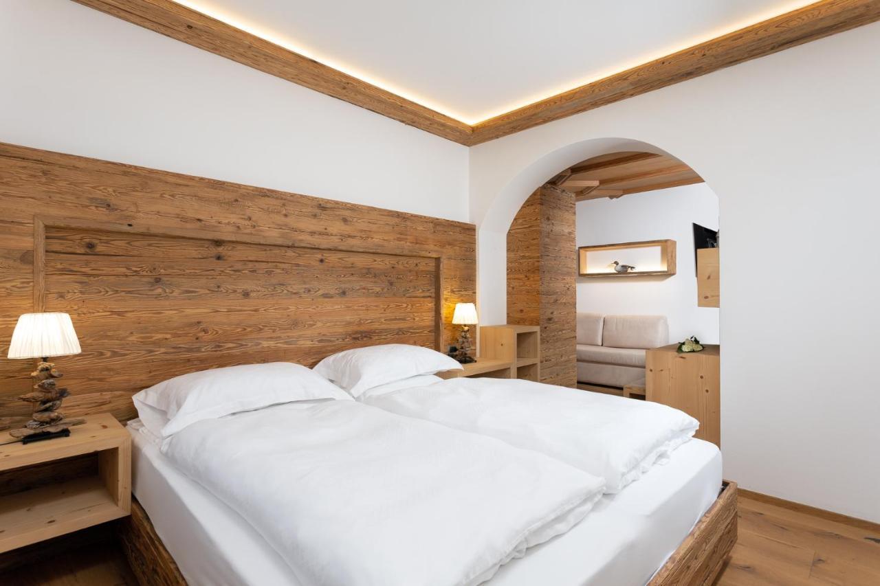 Hotel Pareda كنازاي المظهر الخارجي الصورة