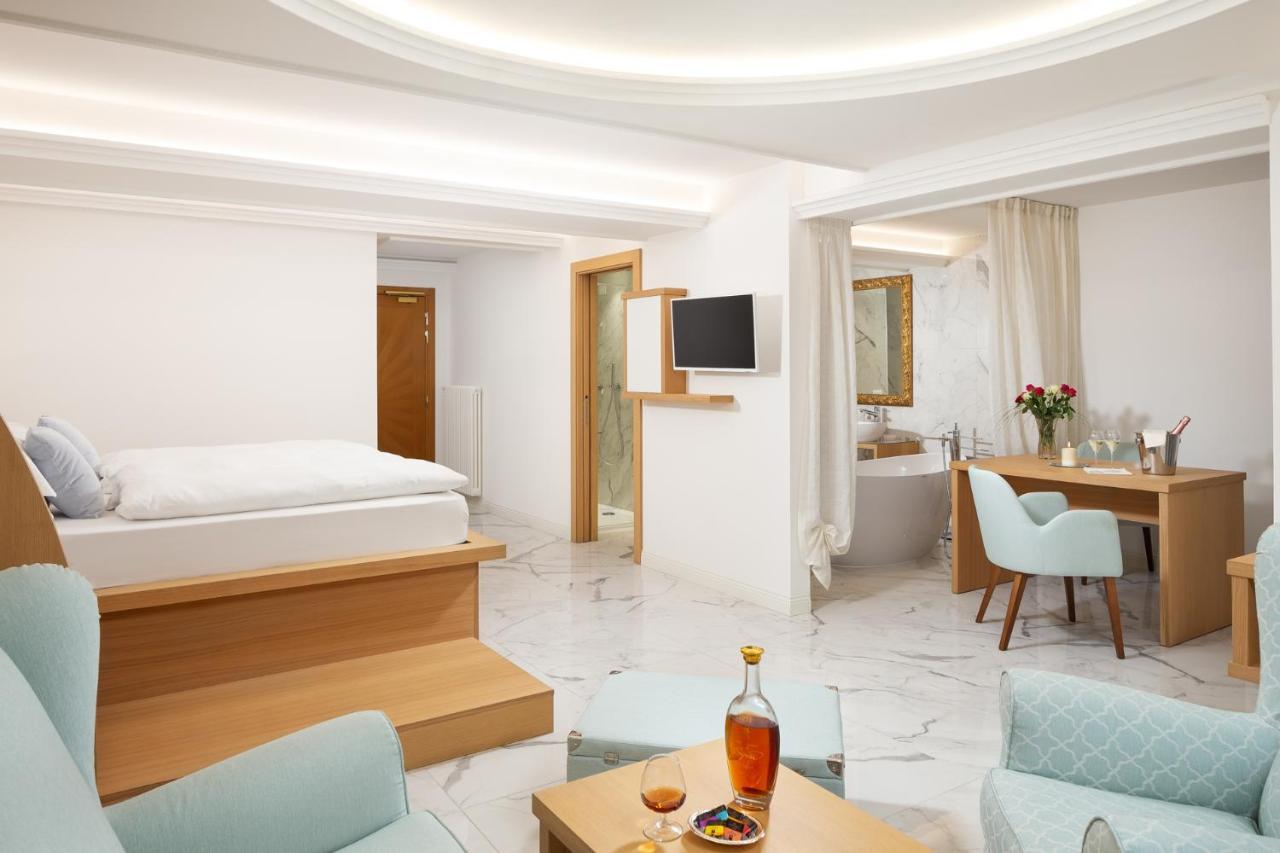 Hotel Pareda كنازاي المظهر الخارجي الصورة