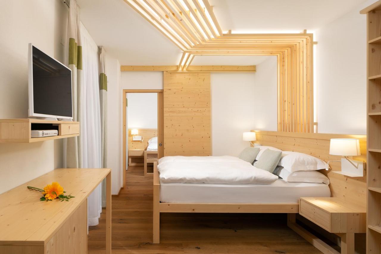 Hotel Pareda كنازاي المظهر الخارجي الصورة