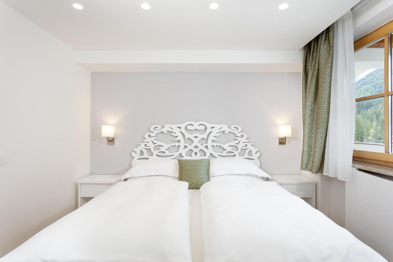 Hotel Pareda كنازاي المظهر الخارجي الصورة