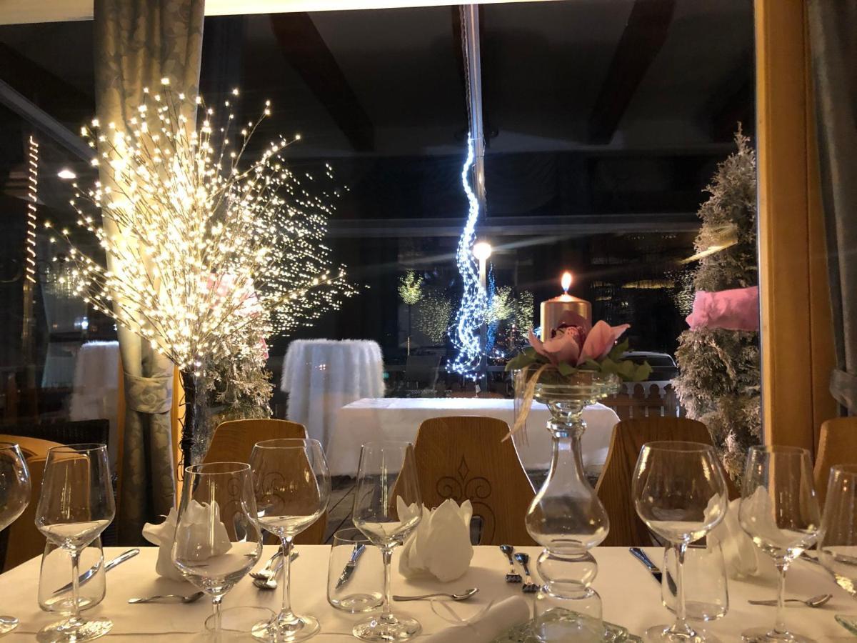 Hotel Pareda كنازاي المظهر الخارجي الصورة